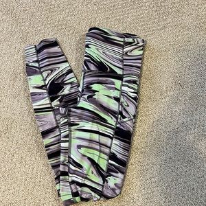 Lululemon Fast and Free Leggings 28” Size 4